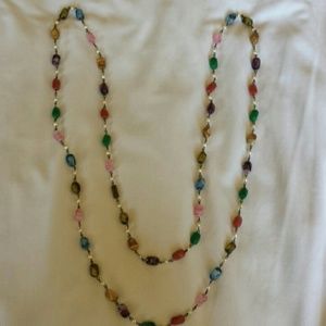 Polished stone and bead necklace